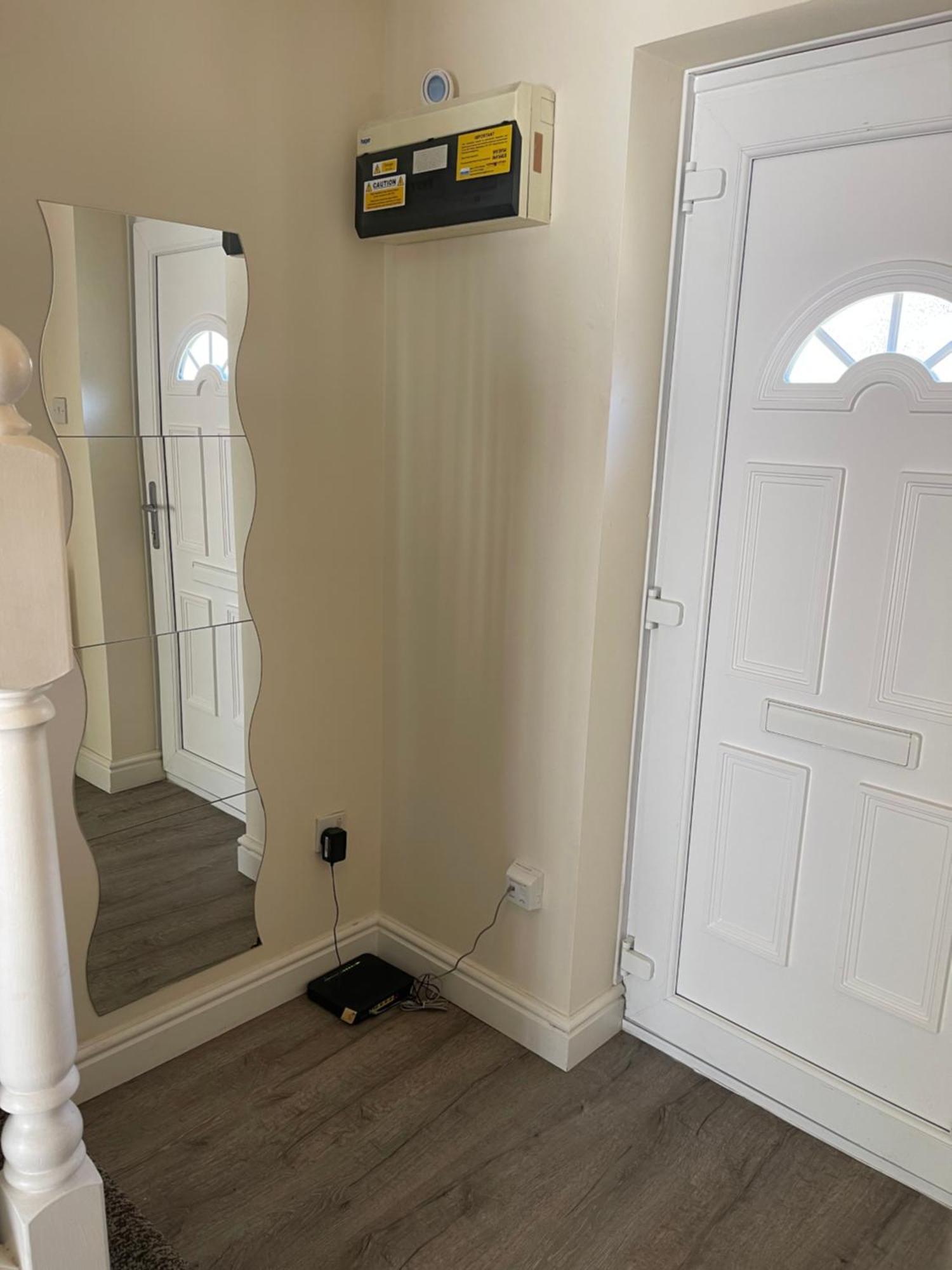House Number 4 Sleeps Up To 4 With Smart Tvs In Every Room Wellington  Kültér fotó