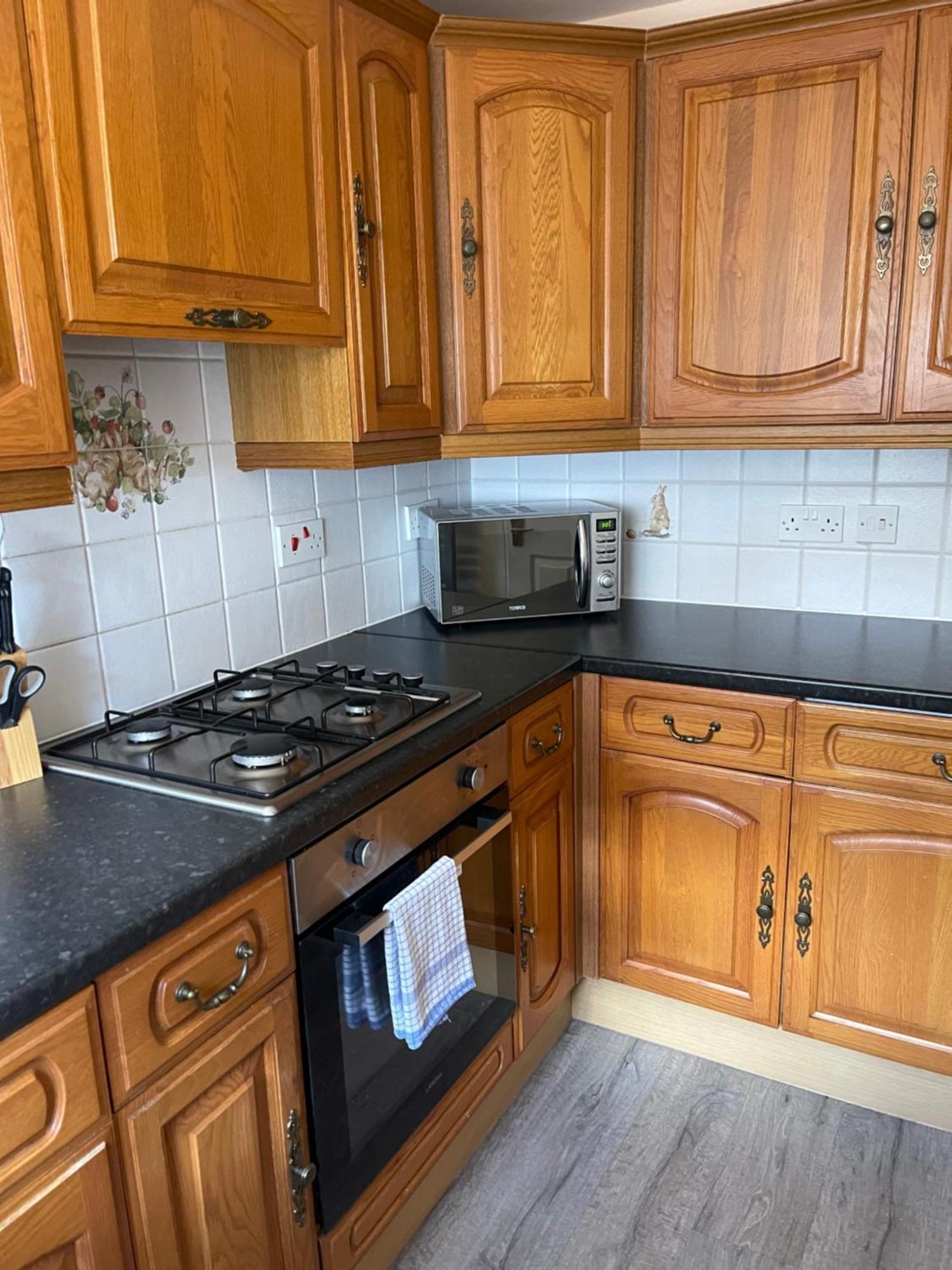 House Number 4 Sleeps Up To 4 With Smart Tvs In Every Room Wellington  Kültér fotó